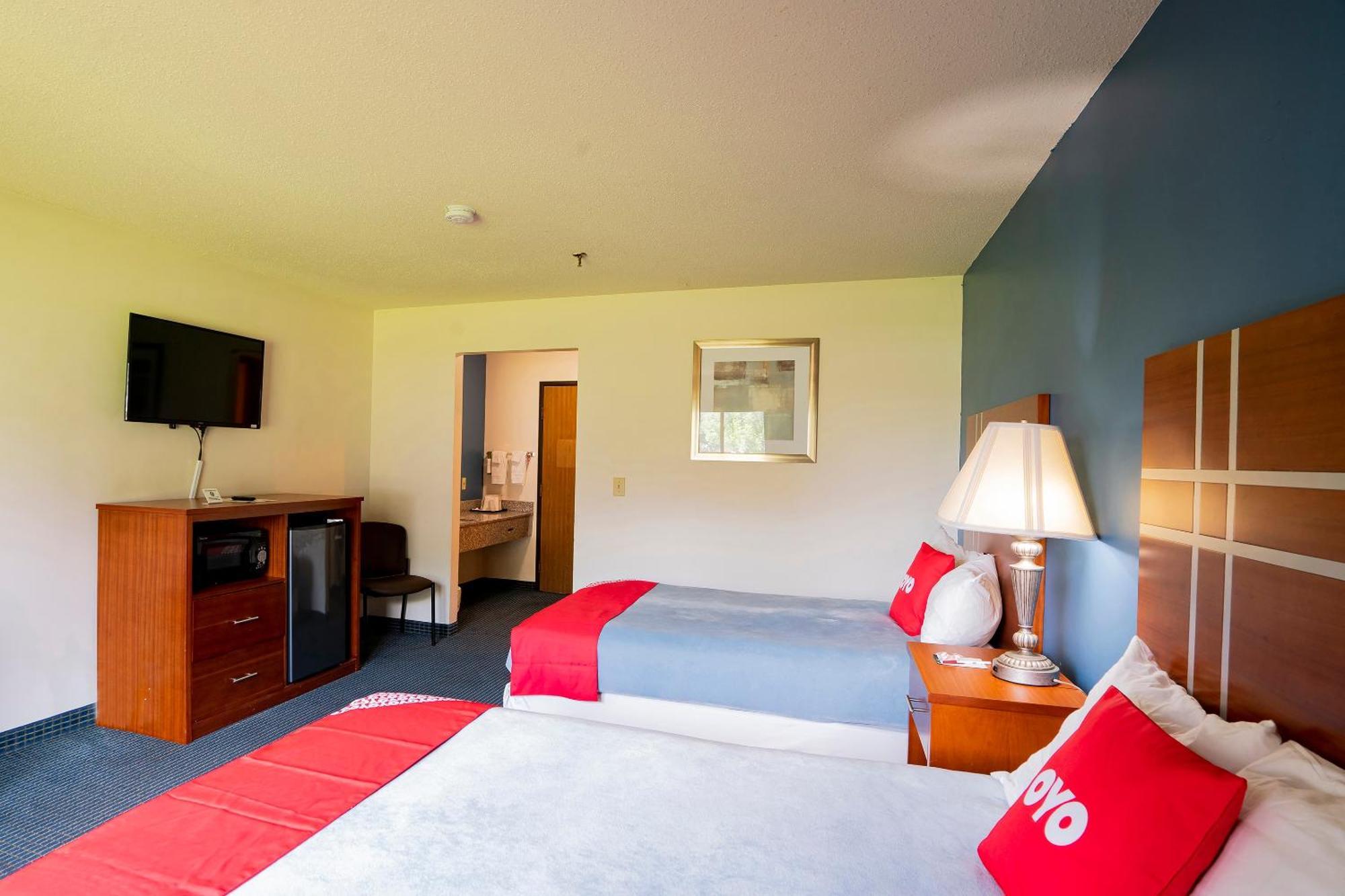 Oyo Hotel Redwood Falls Near Jackpot Casino Esterno foto