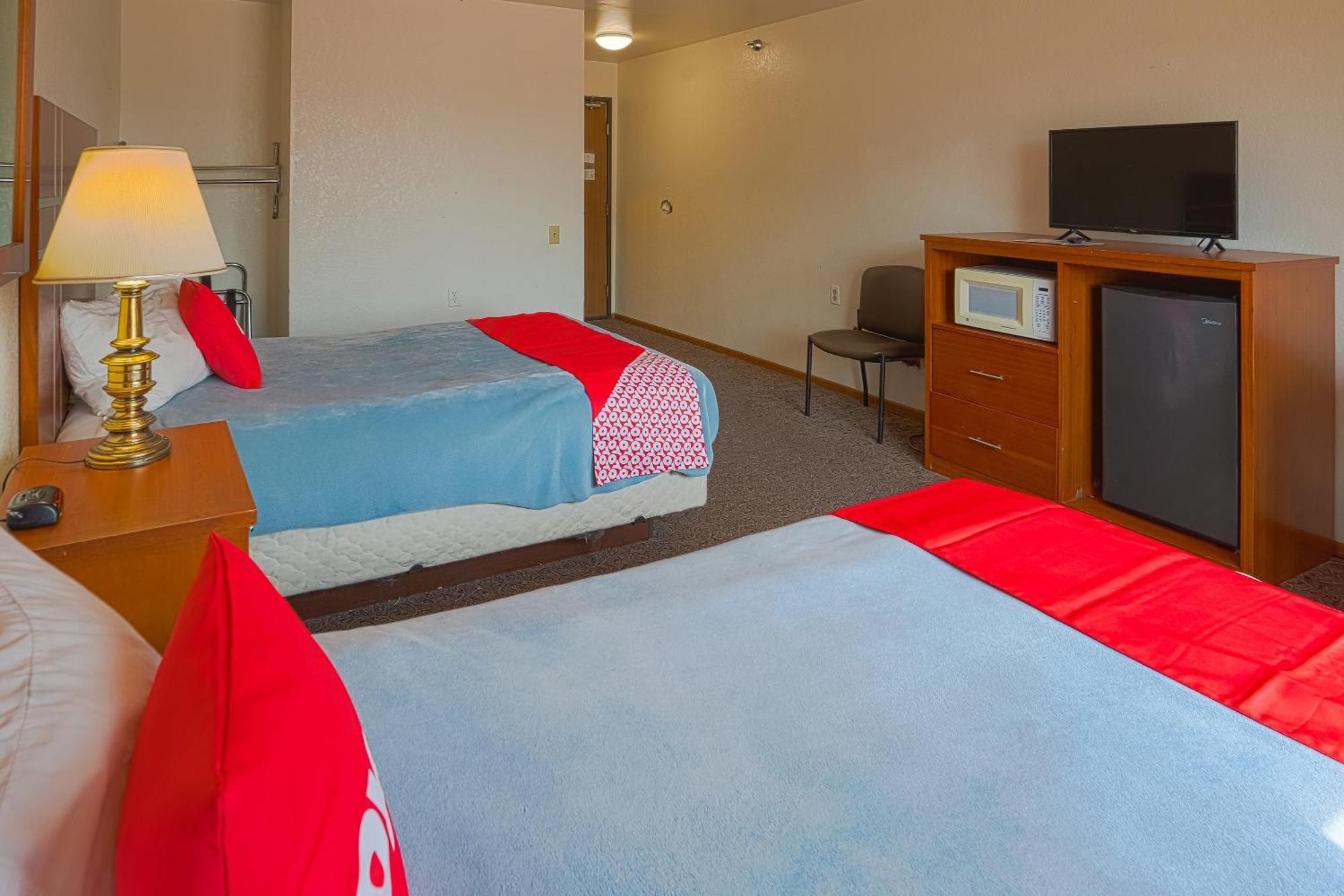 Oyo Hotel Redwood Falls Near Jackpot Casino Esterno foto