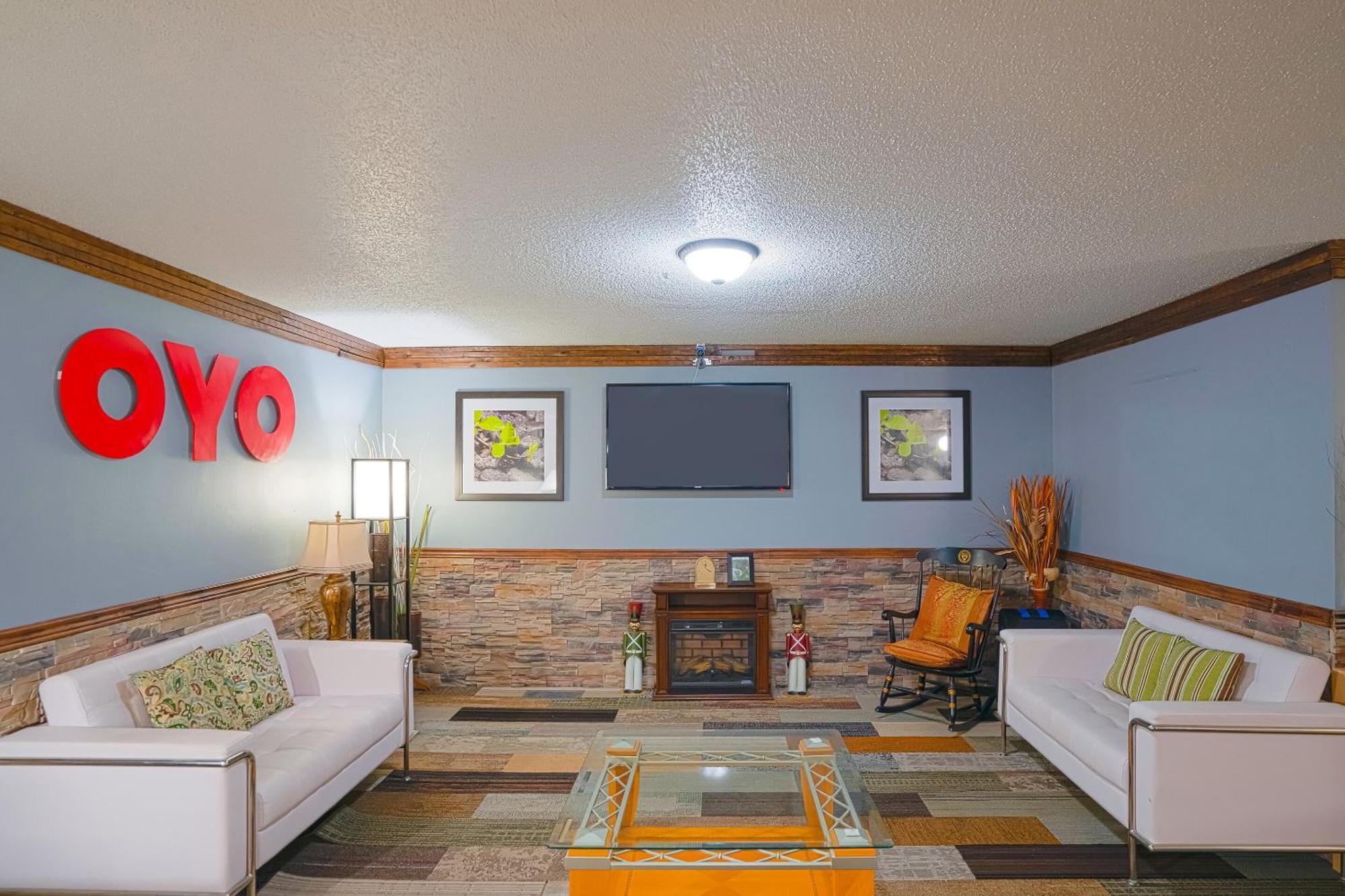 Oyo Hotel Redwood Falls Near Jackpot Casino Esterno foto