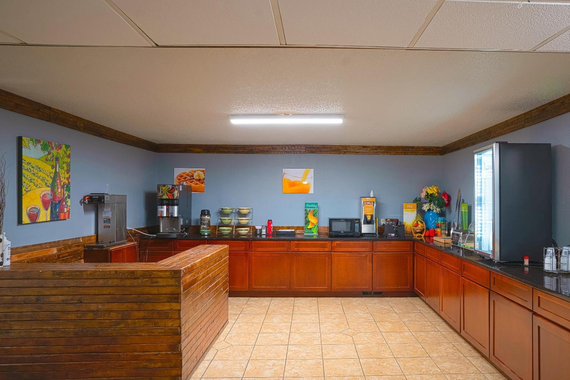 Oyo Hotel Redwood Falls Near Jackpot Casino Esterno foto
